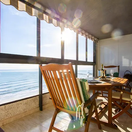 Espacio 16 - Primera Linea Playa Apartamento *
