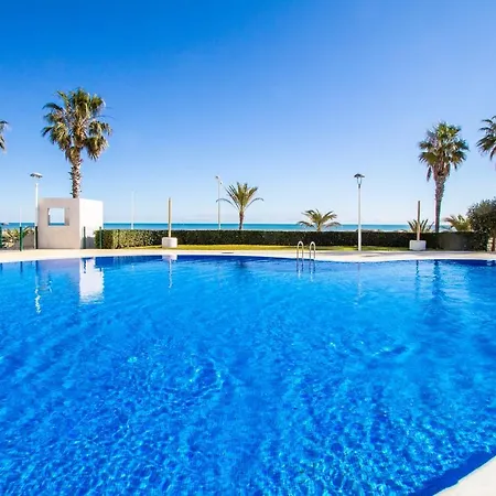 Espacio 16 - Primera Linea Playa Apartment *