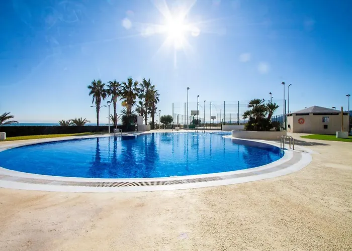 Espacio 16 - Primera Linea Playa 쿠엘라