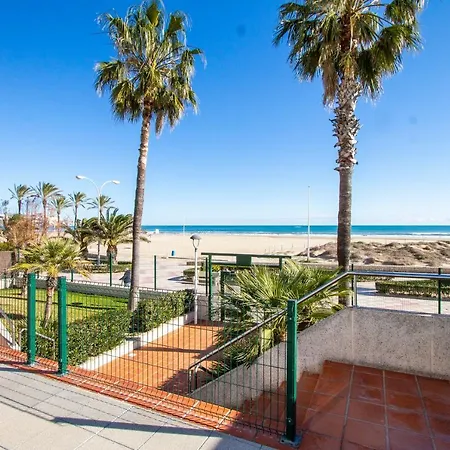 Espacio 16 - Primera Linea Playa *